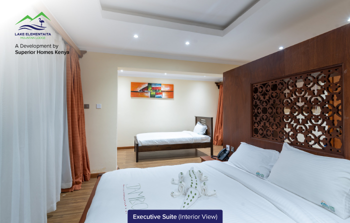 Lake Elementatia Mountain Lodge