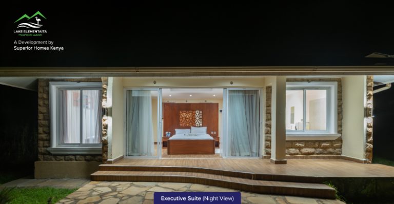 Lake Elementatia Mountain Lodge
